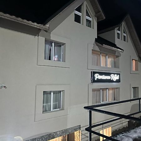 Pensiunea Royal Ranca Ngoại thất bức ảnh