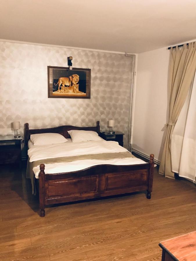 Pensiunea Royal Ranca Ngoại thất bức ảnh